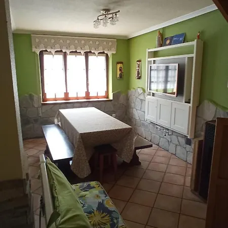 Vivienda Rural La Mazuga Hébergement de vacances *